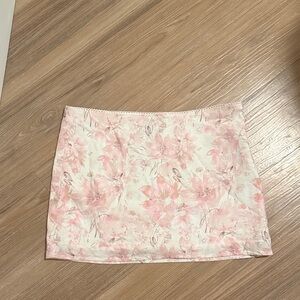 Princess Polly Light Pink Floral Mini Skirt Size 4